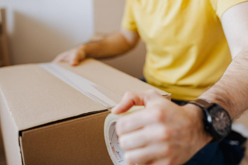 PACKING  Select the appropriate box size according to the shipping requirements
